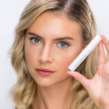 Load image into Gallery viewer, Tubing Mascara