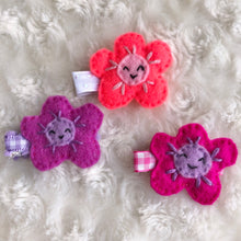 Load image into Gallery viewer, Happy Flower Clips
