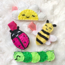 Load image into Gallery viewer, Happy Bee Felt Hair Clips

