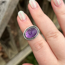 Load image into Gallery viewer, Amethyst evil eye ring size 6
