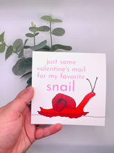 Load image into Gallery viewer, "Valentine's Snail" greeting card
