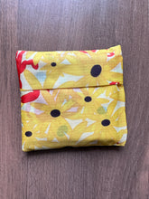 Load image into Gallery viewer, Crabs and Susans Packable Tote Bag

