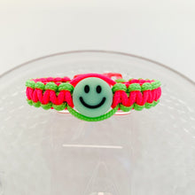 Load image into Gallery viewer, Smiley Face Paracord Bracelet
